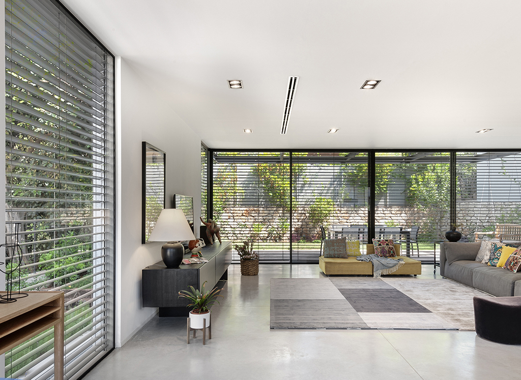 Régulation de la lumière naturelle, confort intérieur, les avantages de nos brise-soleil orientables