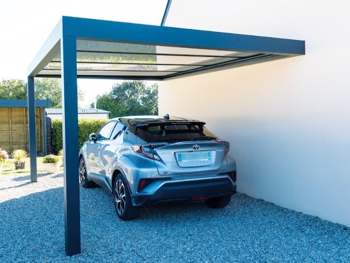 Carport en polycarbonate pour protéger son véhicule - Carport en Haute-Savoie
