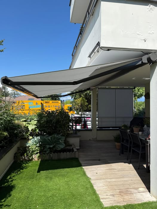 STORE BANNE VEIGY FONCENNEX