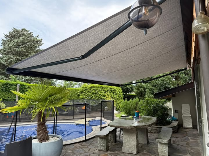 Store banne Haute Savoie