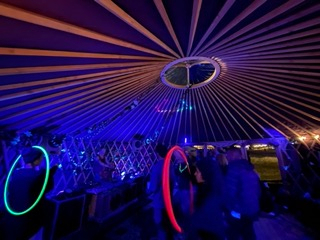 YA ! location de yourte d'évènement - ADN music Festival - set DJ et activités sous la yourte 