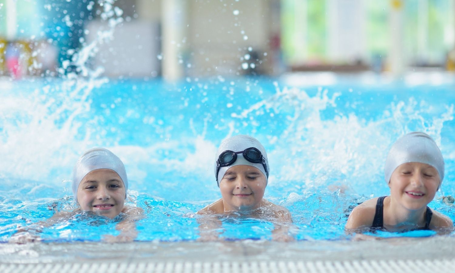 Cours de natation personnalisés à Servian : un suivi sur mesure